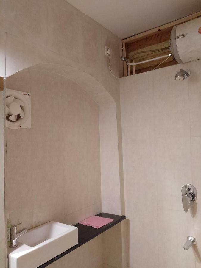 The White Balcao Hostel Panaji Luaran gambar