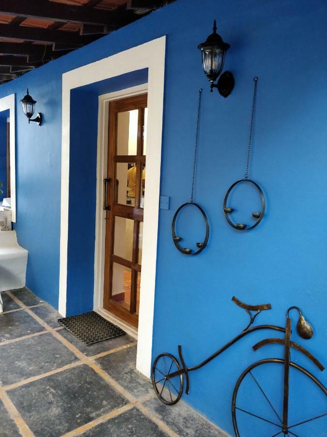 The White Balcao Hostel Panaji Luaran gambar